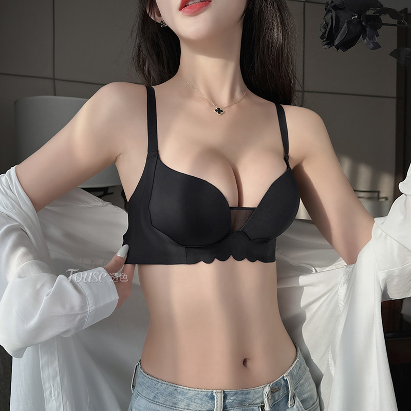 聚拢内衣女小胸显大秋冬新款上托B软支撑收副乳防下垂文胸内裤套
