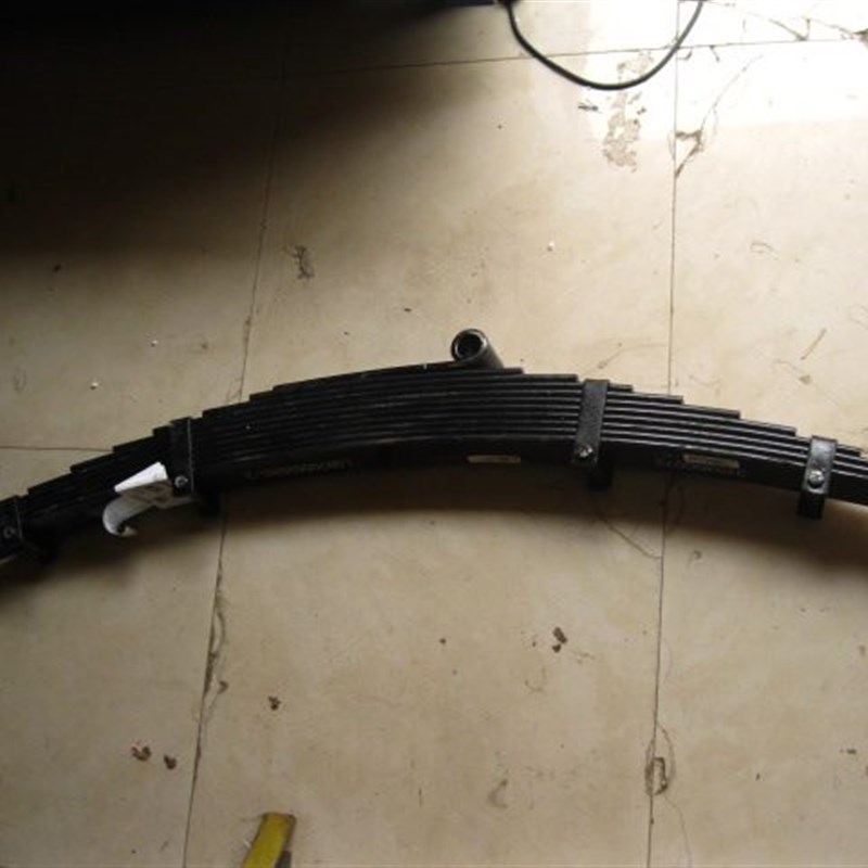 重汽豪沃轻卡悍将统帅前钢板弹簧总成 LG9705520110 原厂汽车配件