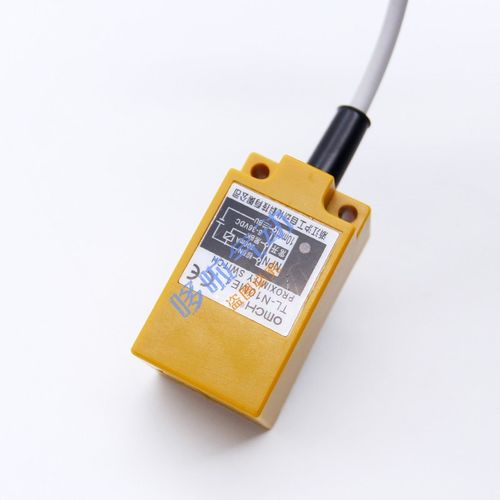 方形电感式接近开关TL-N10ME1/E2/F1/D1直流三线常开NPN/PNP
