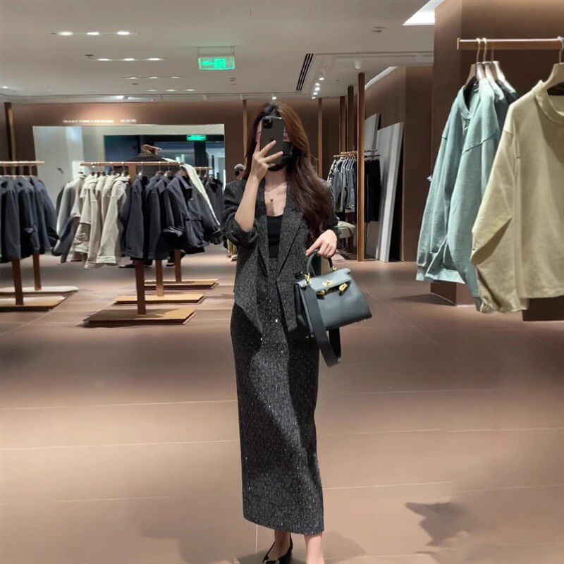 大码女装高级感亮闪闪宴会舞台西装外套搭高腰显瘦开叉半身裙套装