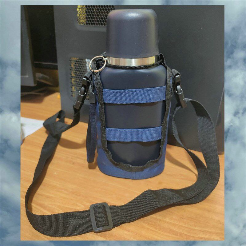 850毫升藏青蓝保温水壶扁形背带挎包随身车载户外大容量双盖杯子