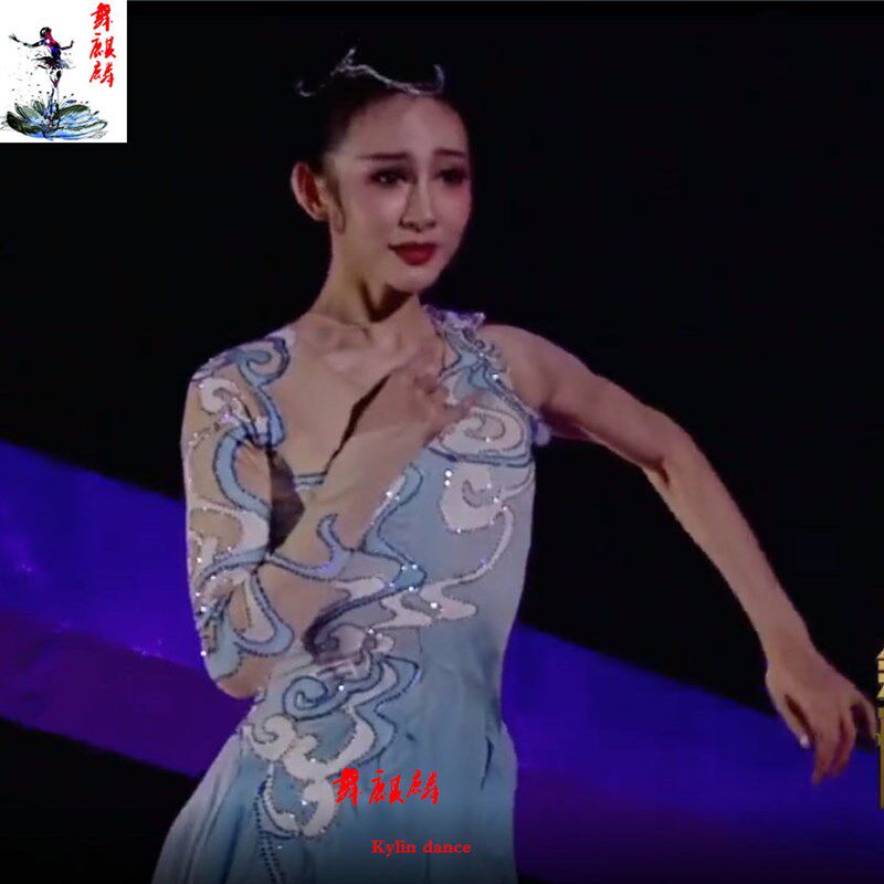 新款古典舞鹊桥仙独舞演出服有鹿来民族舞蹈服女艺考服桃李杯定制