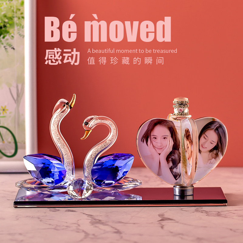 高级新婚礼物diy送闺蜜新人水晶天鹅摆件创意桌面办公室家居饰品