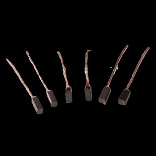 微型电机碳刷 含铜石墨电刷 水弹480马达含铜碳刷 3.5*4*8.5mm