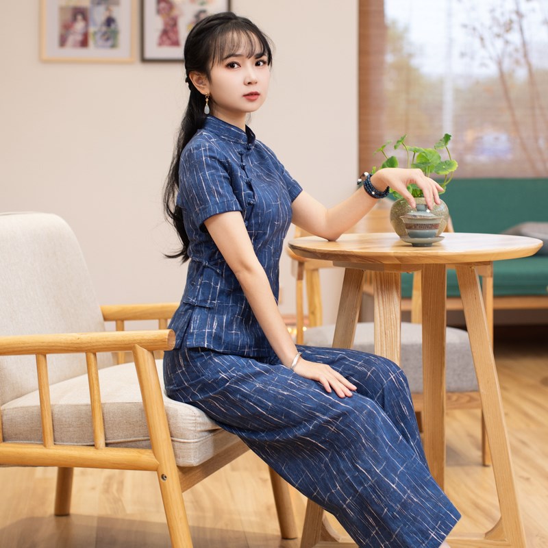 筠雅职业套装女年新款时尚修腰显瘦复古休闲时髦搭配两件套