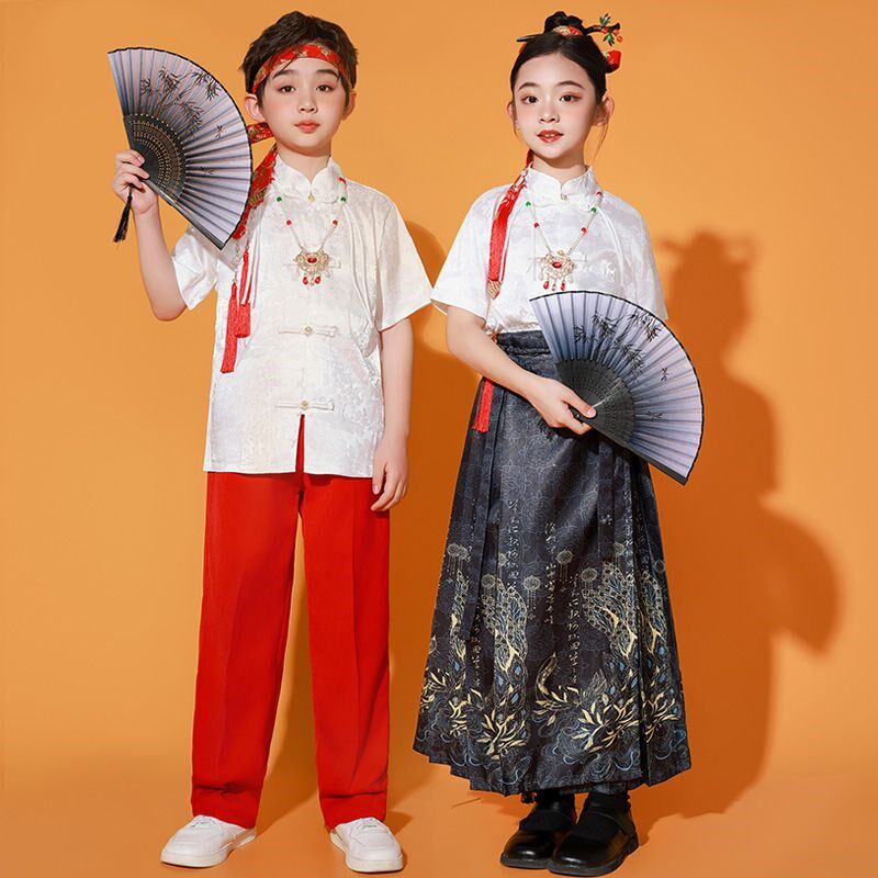 儿童国庆节大合唱中国风演出服啦啦队表演服中小学生诗歌朗诵汉服