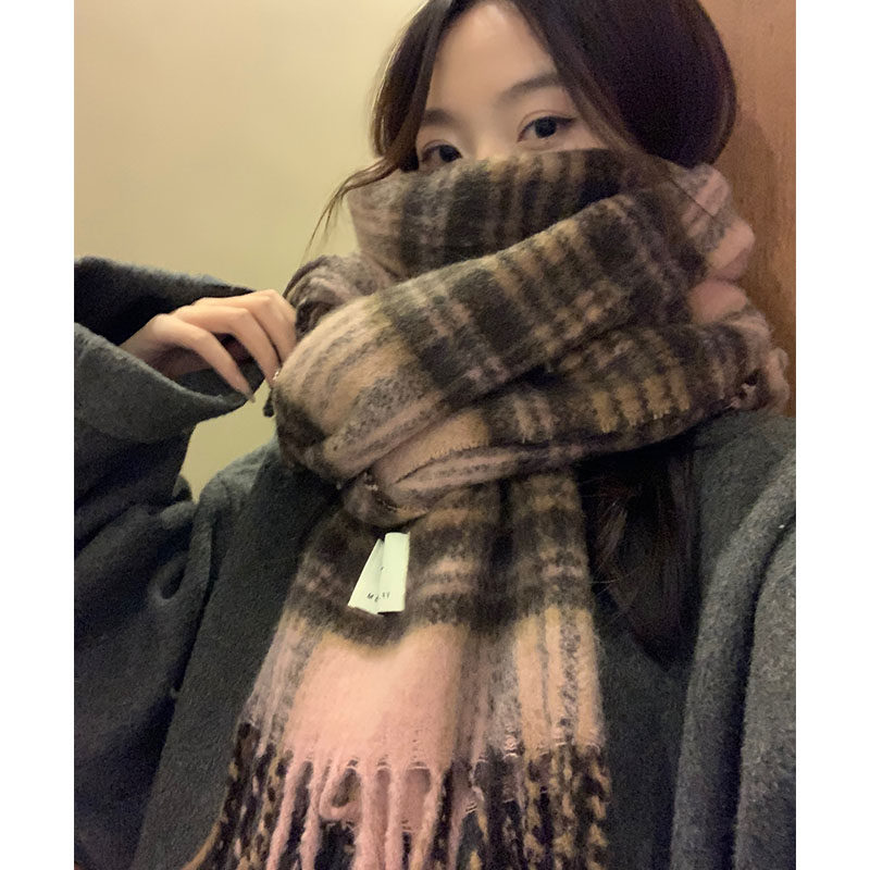 格子围巾2024新款女秋冬季美拉德韩版百搭披肩R两用加厚保暖防寒