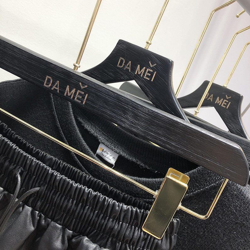 拉丝黑色男女实木衣架服装店衣挂无D痕木质衣挂LOGO定制刻字长钩