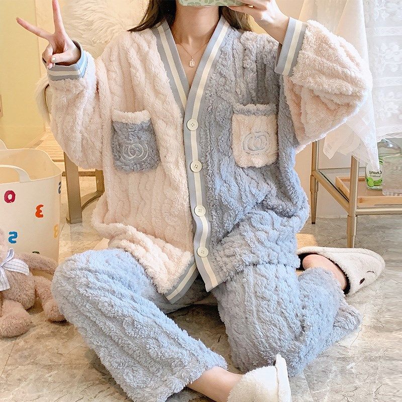 珊瑚绒睡衣女春秋冬季加厚保暖甜美可爱法兰绒家居服两件套装拼色