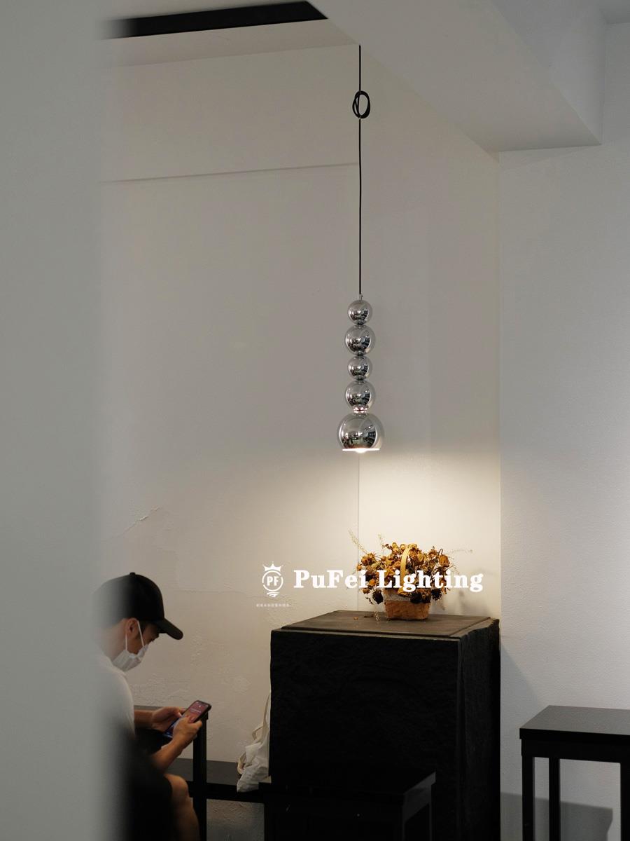 北欧新简约卧室床头吊灯设计师创意客厅餐厅吧台小吊灯包豪斯吊灯