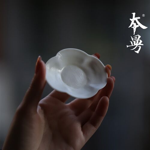 本曼山房海棠杯托手拓仿古薄胎系列全手工白瓷瓷胎鎏银白釉茶托