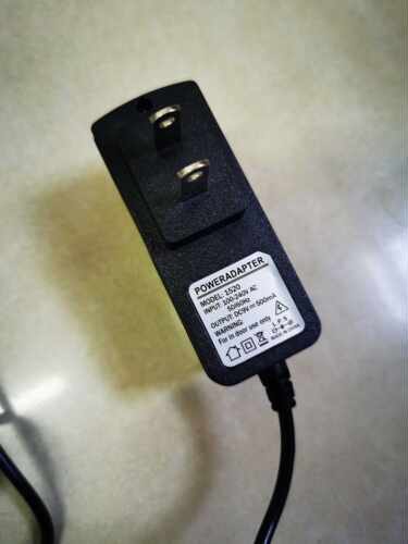 仪器电源线    9V500mA