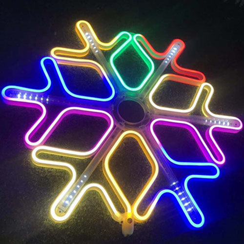 网红发光雪花灯户外霓虹灯带造型灯街道公园景观灯挂树上的装饰灯
