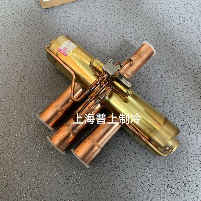 三花空调四通换向阀30匹 SHF (L) -100-913 SHF (L)-100-1012