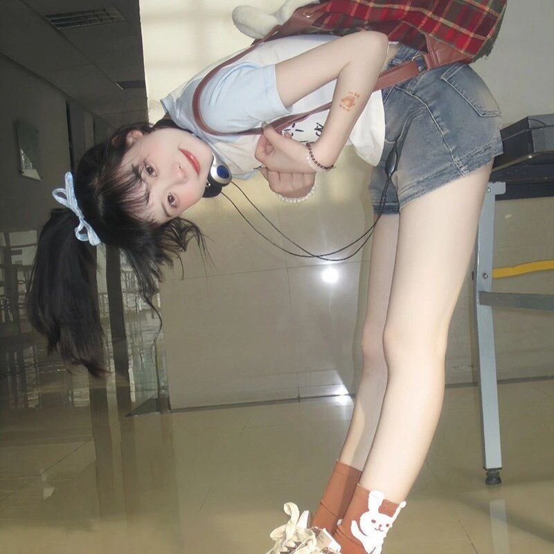 中大儿童装美式做旧牛仔短裤夏季2024学生新款高腰a字显瘦女童