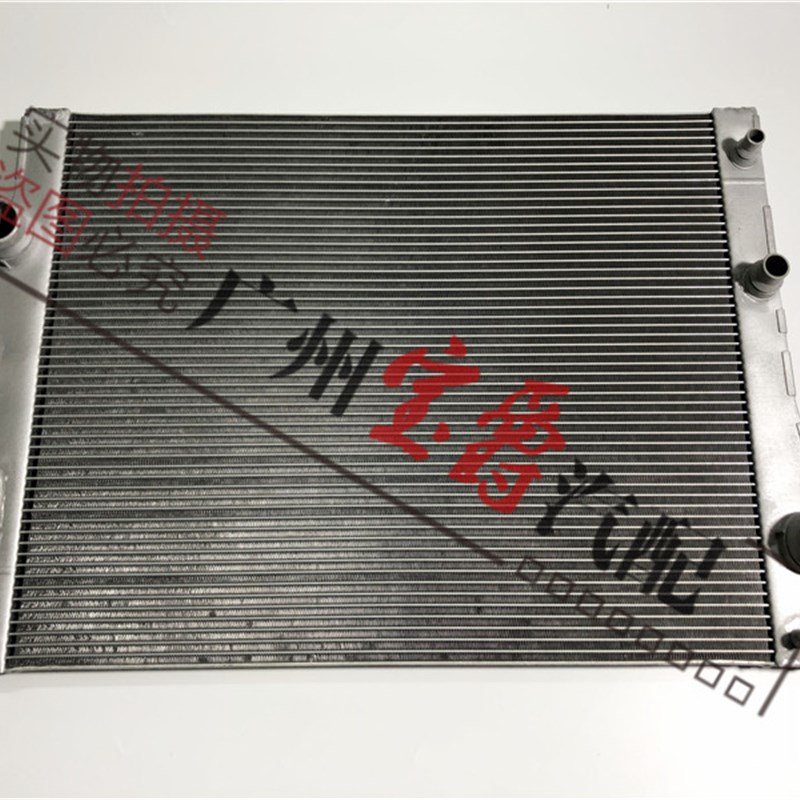 适用于宝马X6水箱E71散热器X6散热网E71冷却器X6主水箱E71