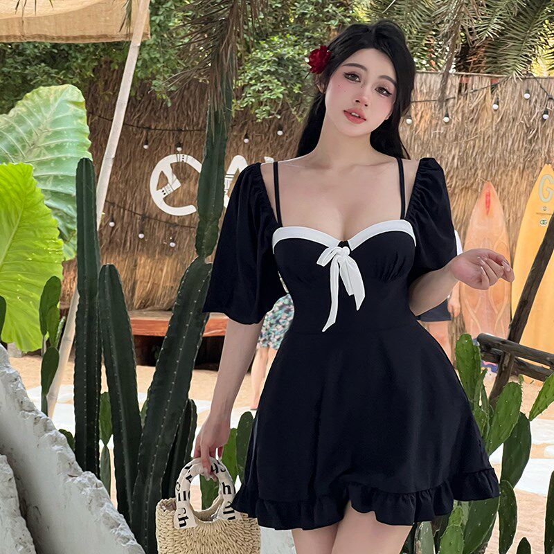 纯欲风黑色泳衣女裙式连身钢托大胸聚拢大尺码胖mm遮肚显.瘦度假