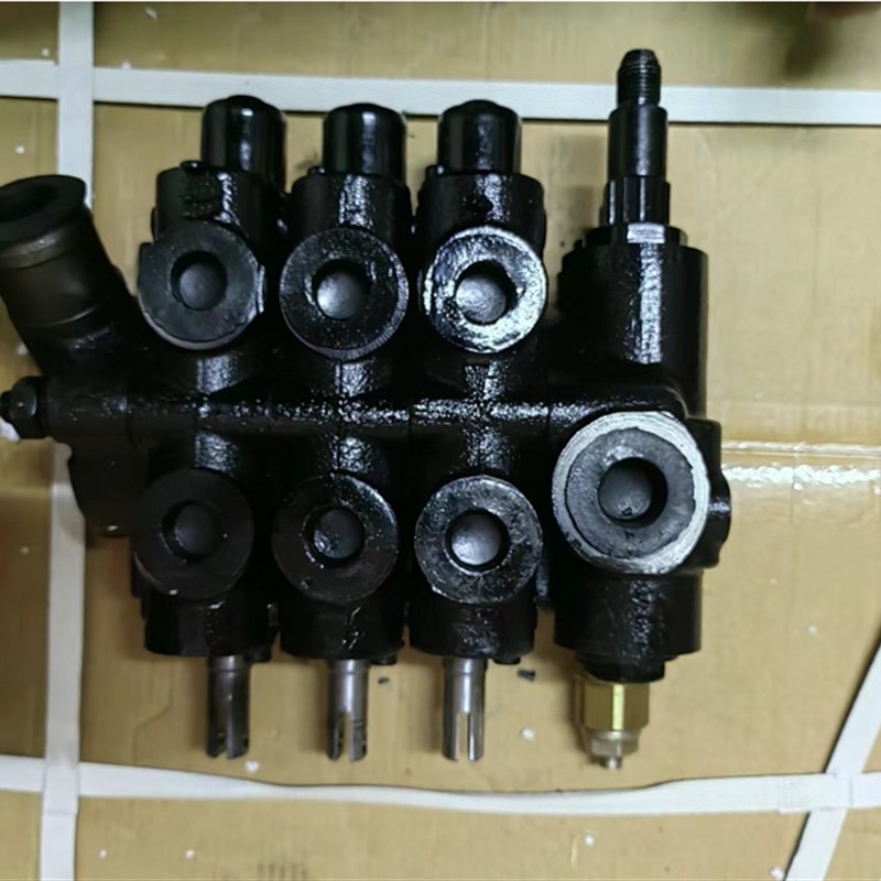 叉车配件/ 适用台励福叉车CDB2-F15-A00 3联多路阀多路操作换向阀