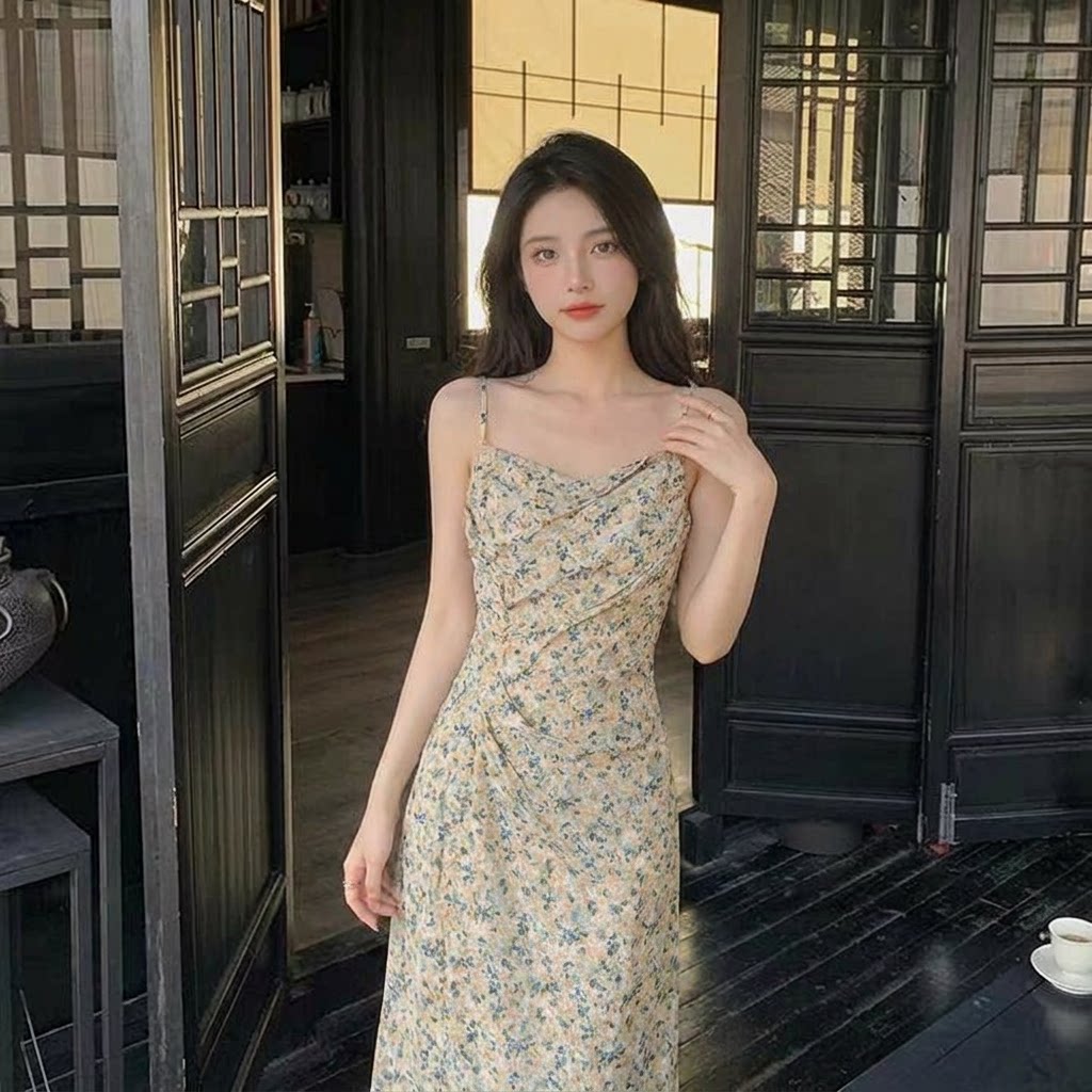 纯欲风气质收腰显瘦碎花吊带连衣裙夏小清新显瘦甜美