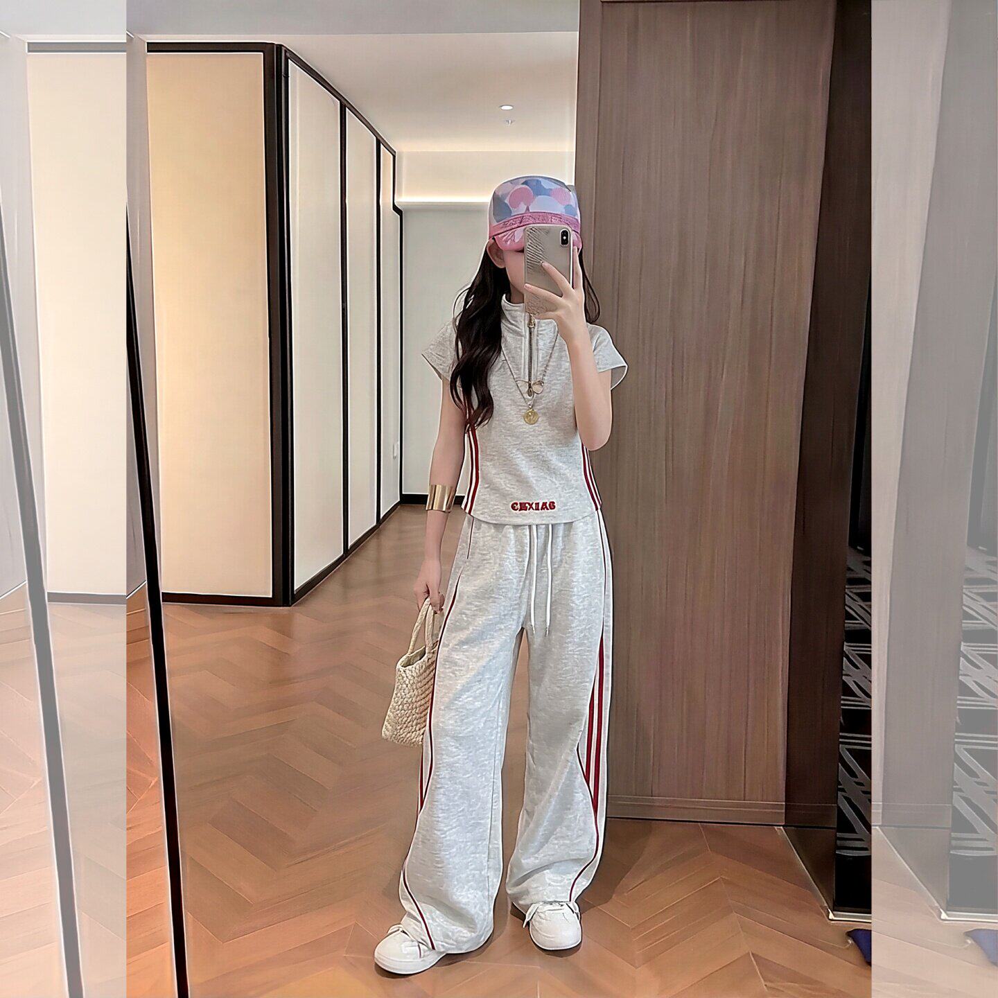 女童套装夏装2026新款洋气儿童时髦休闲夏季薄款短袖运动两件套潮
