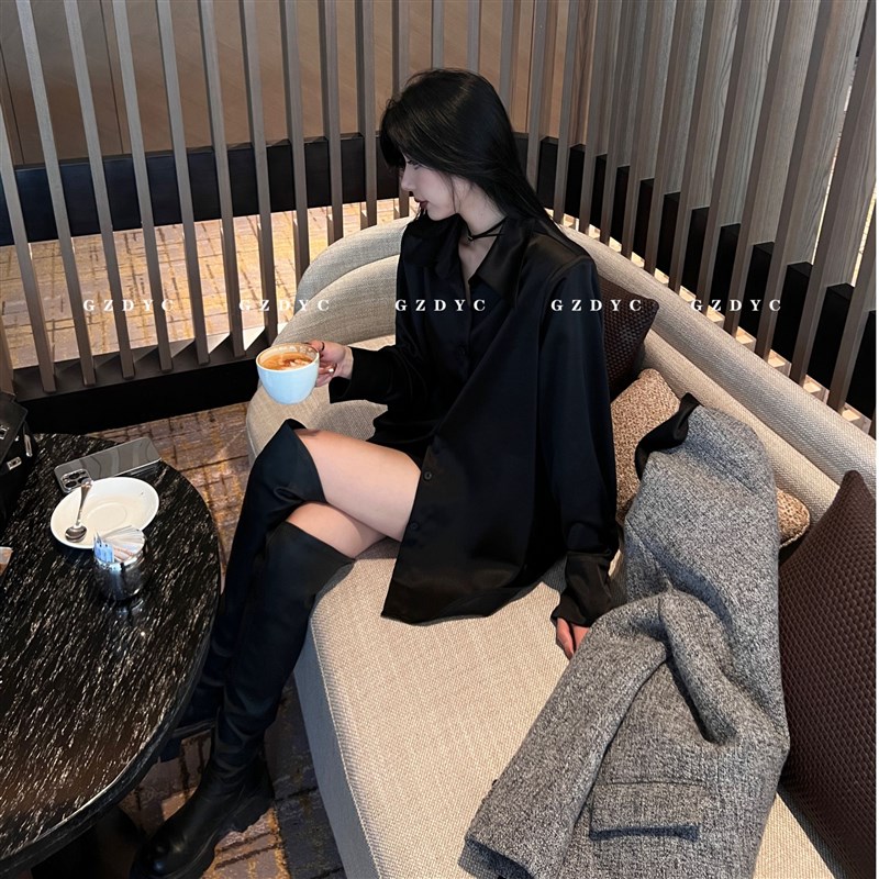 鸽子的衣b橱(黑玫瑰)缎面黑色衬衫女春夏开衫挺括慵女士空调衫衬