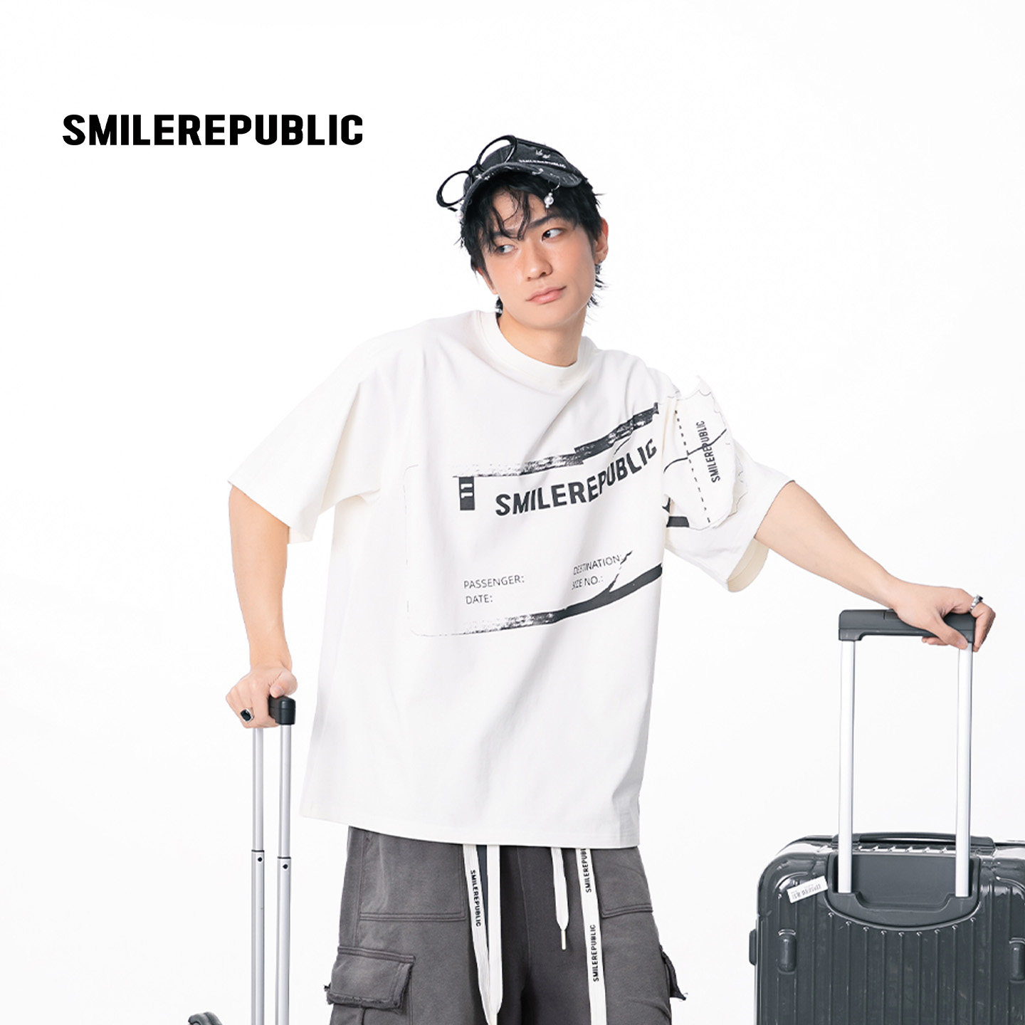 SMILEREPUBLIC飞机标印花半袖T恤