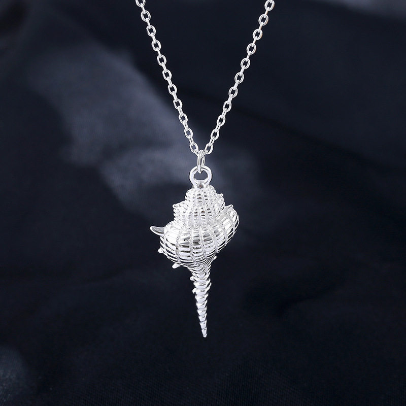 简约小众海螺吊坠项链女T恤毛衣链2024年新款潮轻奢高级设计感