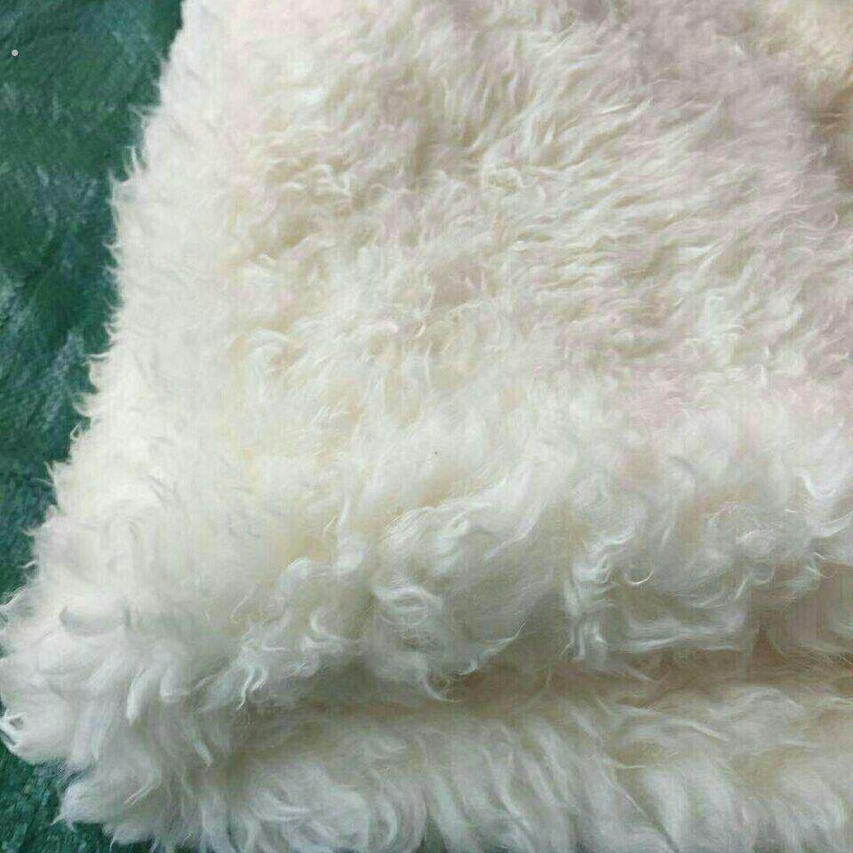 羊皮整张皮毛一体绵羊皮整张可做垫子飘窗垫褥子支持订做加厚毛毛