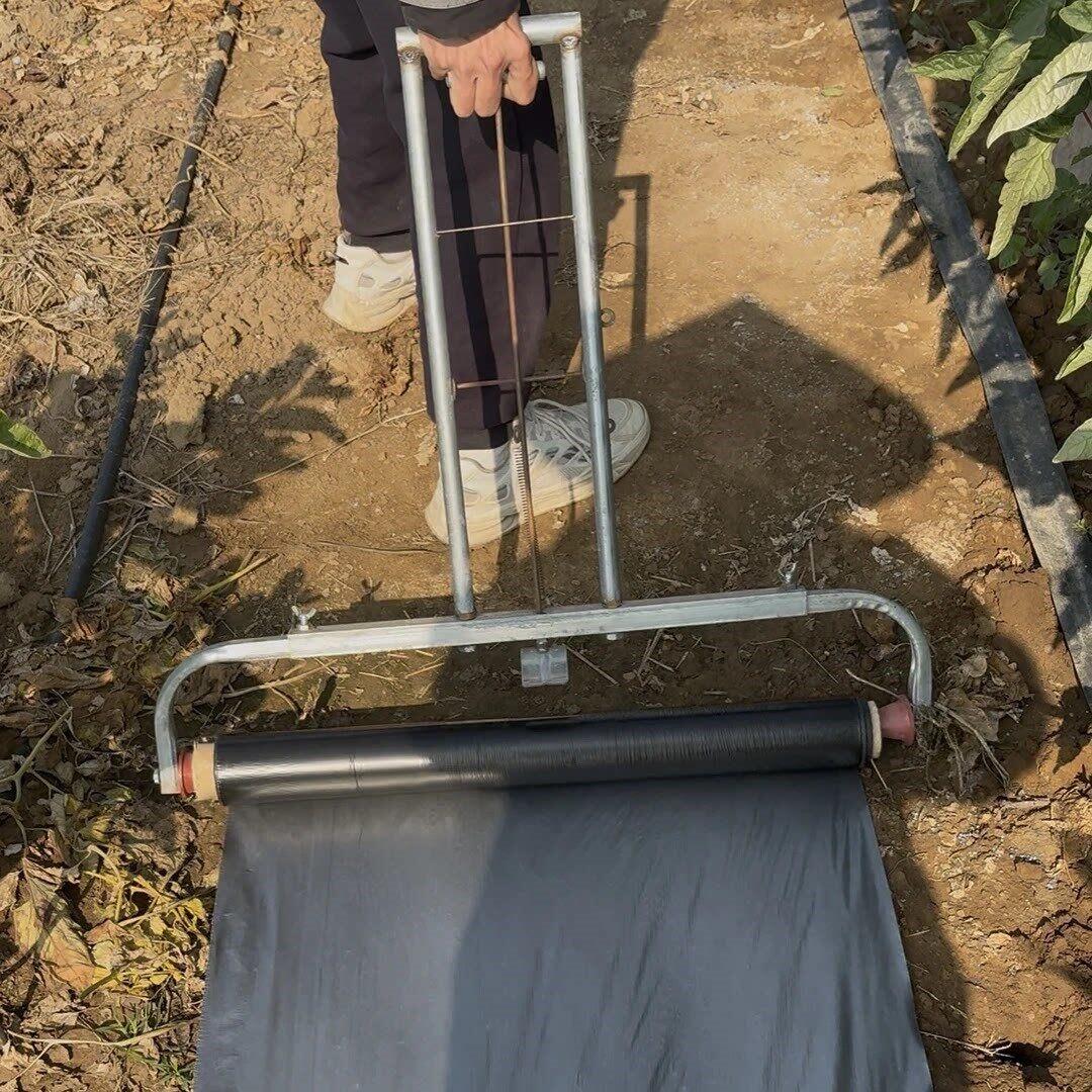 农用手拉式覆膜机人力拉膜器铺地膜神器省力可调节大小坚固方便图片