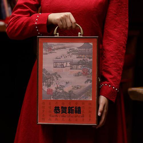 甄选新年礼盒蛇年复古木质手提礼品盒春节送礼坚果年货礼盒对联包