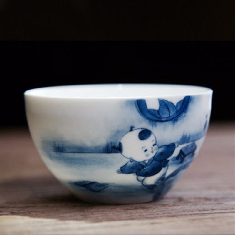 品墨善雅纯手绘青花茶具景德镇茶杯陶瓷功夫茶杯童子踢毽子图单杯