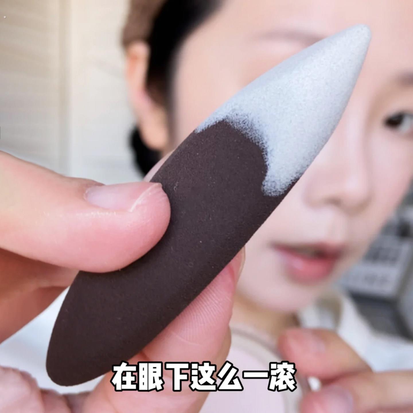 化妆师推荐！切面粉扑美妆蛋不易吃粉底腮红高光修容定妆便携黑色