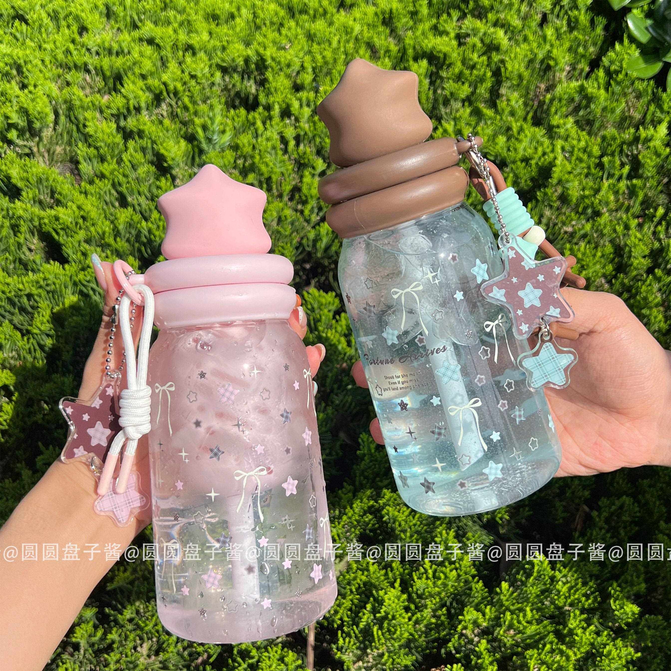 慧谷湖 薄巧星星tritan塑料杯原创ins户外便携拎手新款可爱女生吸