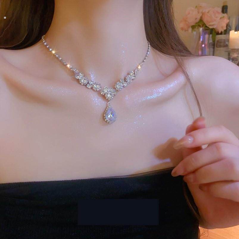 项链配礼服锆石闪钻晚礼服配饰生日婚纱新娘高级感轻奢小众颈链