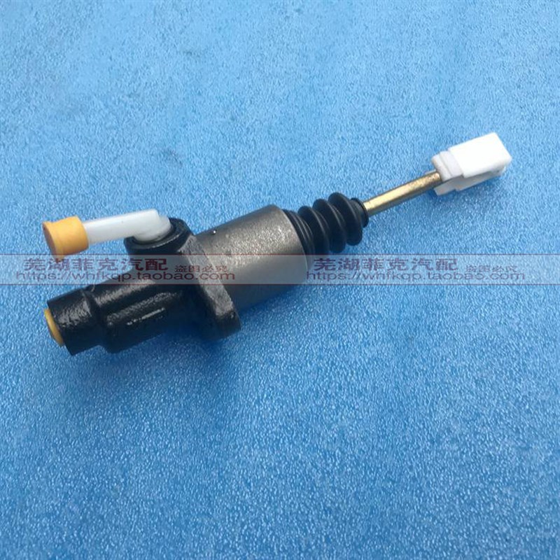 原厂改进型奇瑞旗云2离合器主缸 旗云2离合器总泵新款离合器主泵