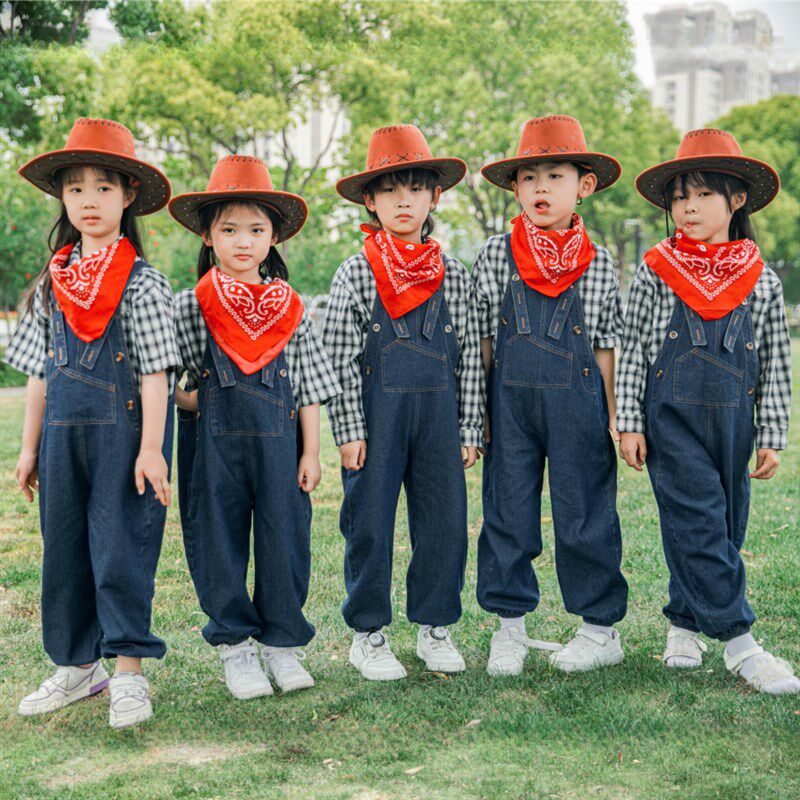 儿童背带裤演出服牛仔很忙男女花童小学生表演服套装幼儿园舞蹈服