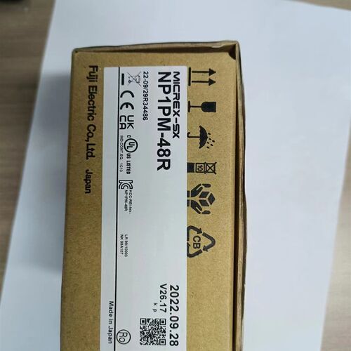 富士PLC输出模块 NP1Y16R-08正品