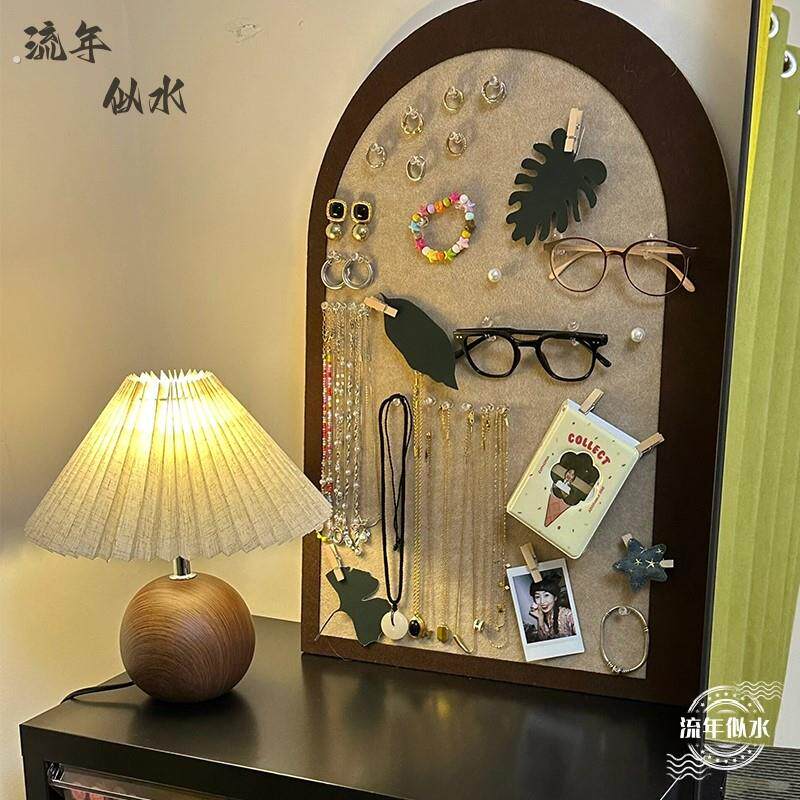 饰品收纳层架蝴蝶毛毡墙贴首饰置物陈列展示覆古明信片项炼戒指耳