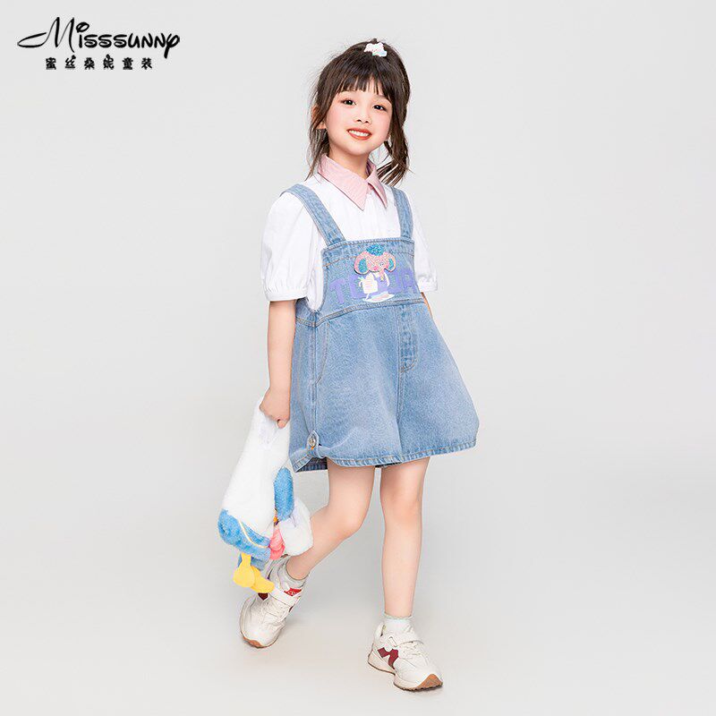 大象魔术师浅蓝色女童背带裤子2024夏季新款宽松阔腿牛仔短裤薄款