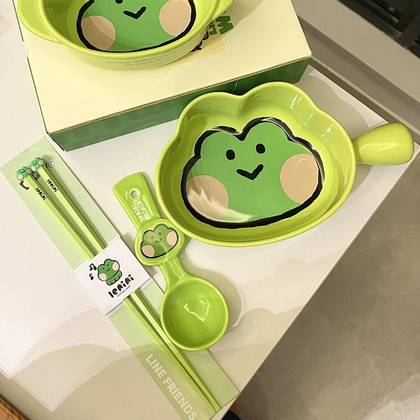 高颜值手柄碗可爱陶瓷特别好看创意泡面2025新款个人专用宝宝饭碗