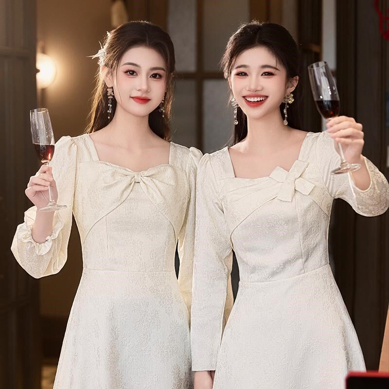 伴娘服女2025新款香槟色结婚晚礼服小众高级感年会演出主持姐妹裙