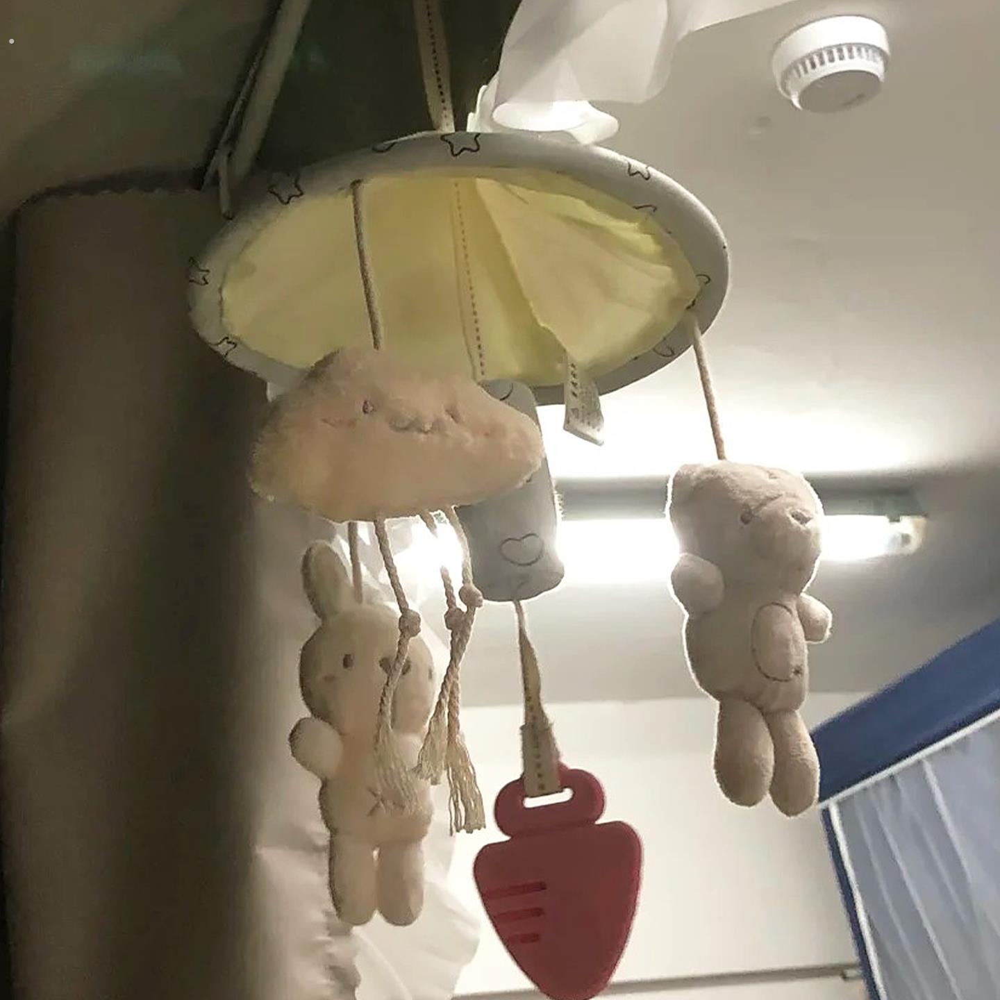 宿舍床铺装饰挂件上下铺白墙遮丑神奇家用卧室悬挂式少女心饰床挂
