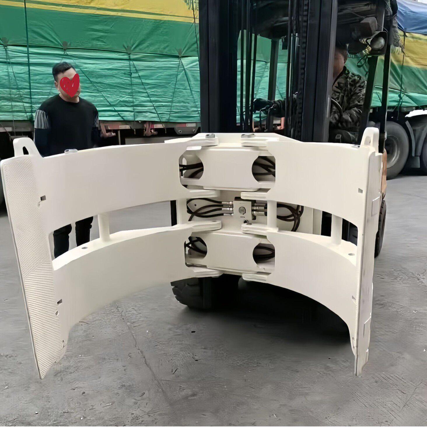 叉车属具叉车纸卷抱夹轮胎抱夹平抱夹冰箱夹岩棉包夹软抱夹