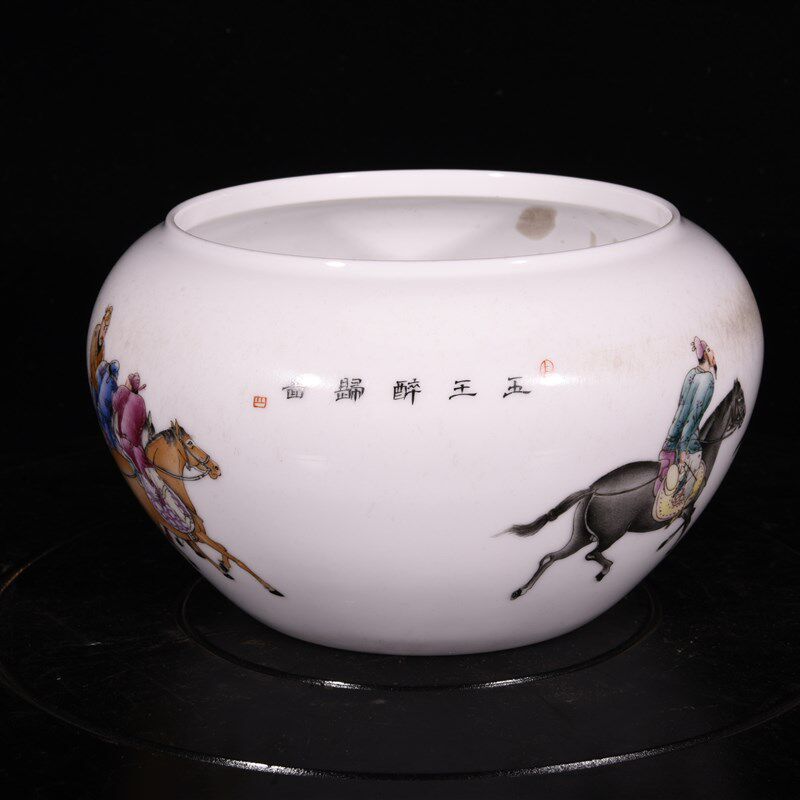 大清乾隆年制洋彩粉彩五王醉归图笔洗
