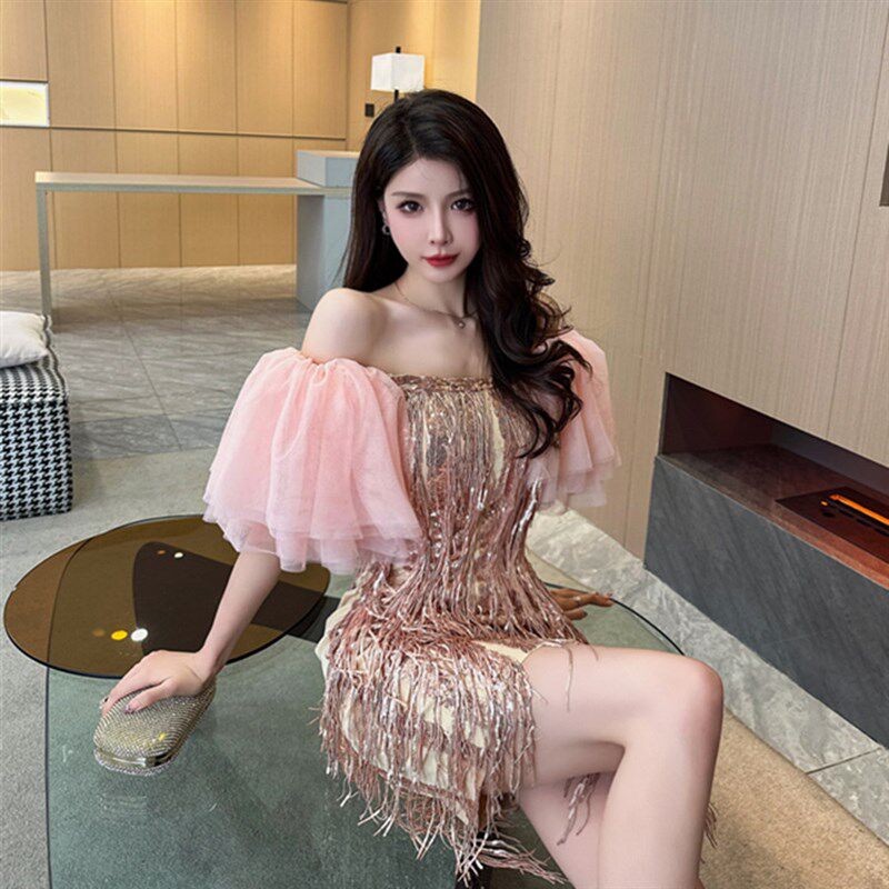 一字肩晚礼服裙女宴会订婚轻奢小众高端主持高定亮片香槟金色流苏