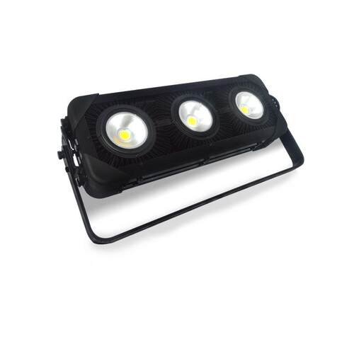 供应200W300W杆灯/球场杆照明/防水防尘/质保五年