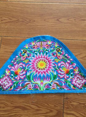 贵州苗侗族肚兜胸花刺绣重工高密绣花绣布
