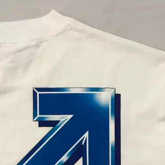 OW T-shirt 冰蓝箭头,P20, https://item.taobao.com/item.htm?ft=t&id=1048159312402