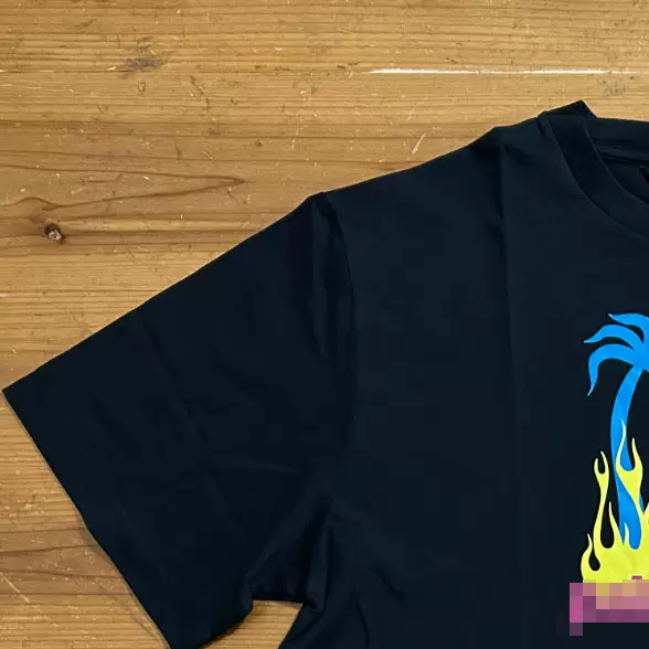 Burning Oasi,P19, https://item.taobao.com/item.htm?ft=t&id=1047213005322