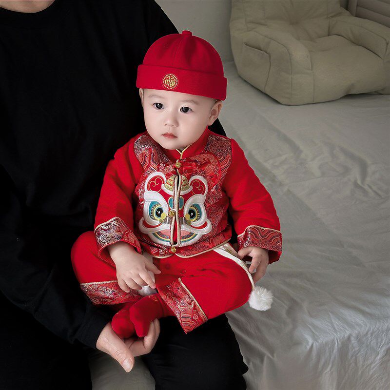 婴儿衣服冬装新生儿男宝宝唐装新年国潮风连体衣百天周岁抓周礼服